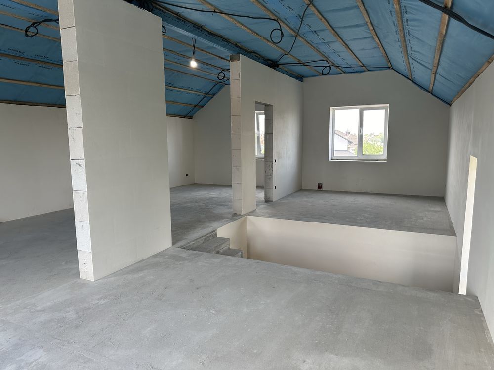 Продаж будинку 160 кв.м ( 10 соток)