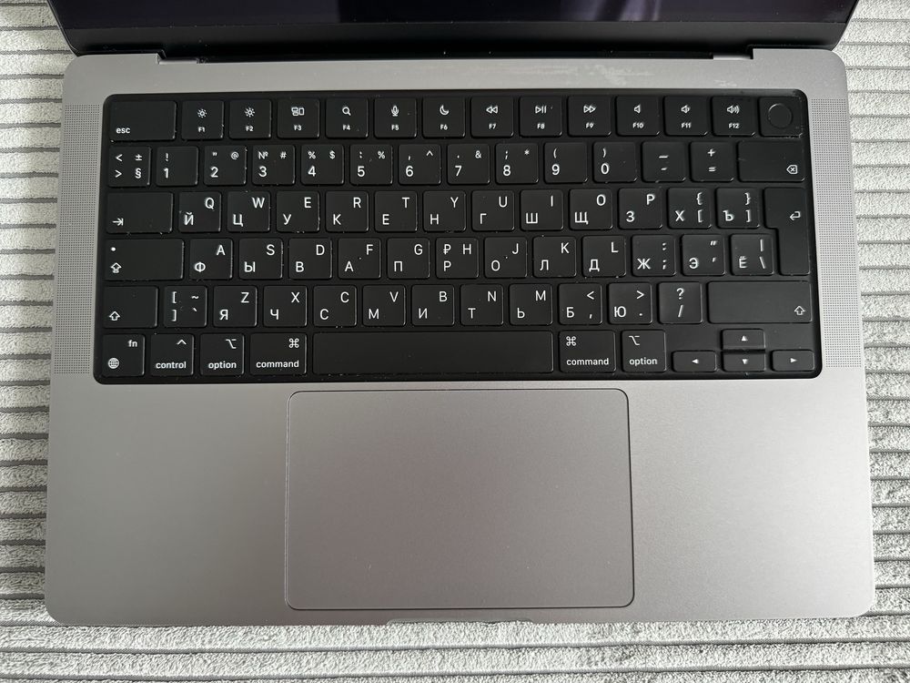 Macbook Pro 2021 14ʼʼ ідеал