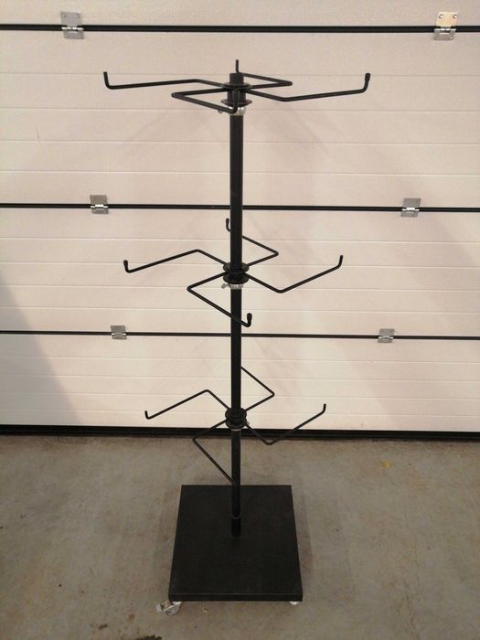 Stojak sklepowy obrotowy