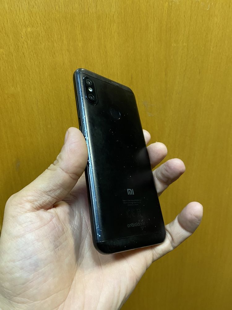 Xiaomi mi a2 lite опис