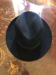 Chapeu de homem muito antigo