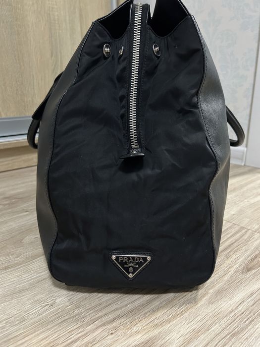 Сумка саквояж Prada