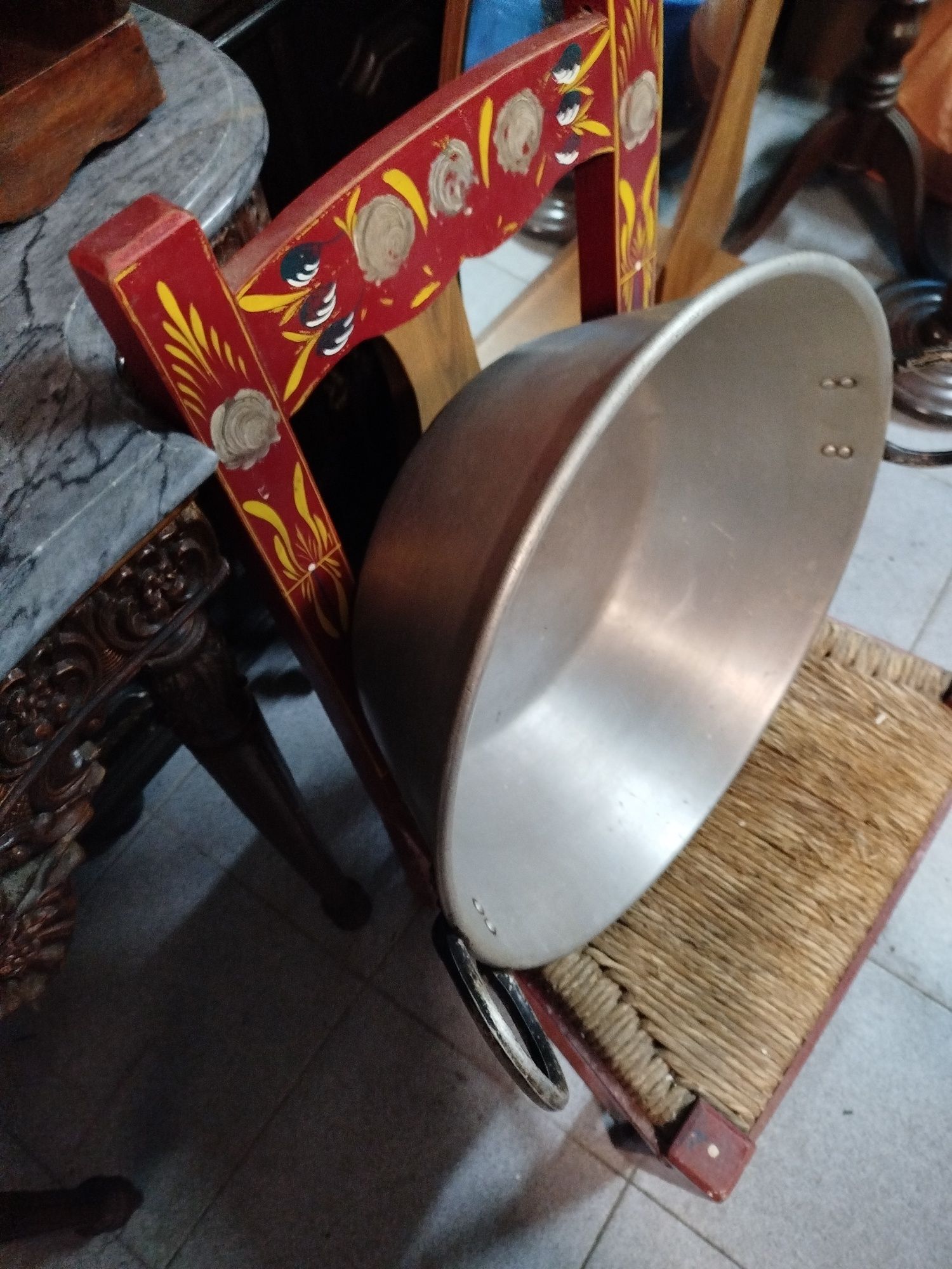 Tacho grande em alumínio