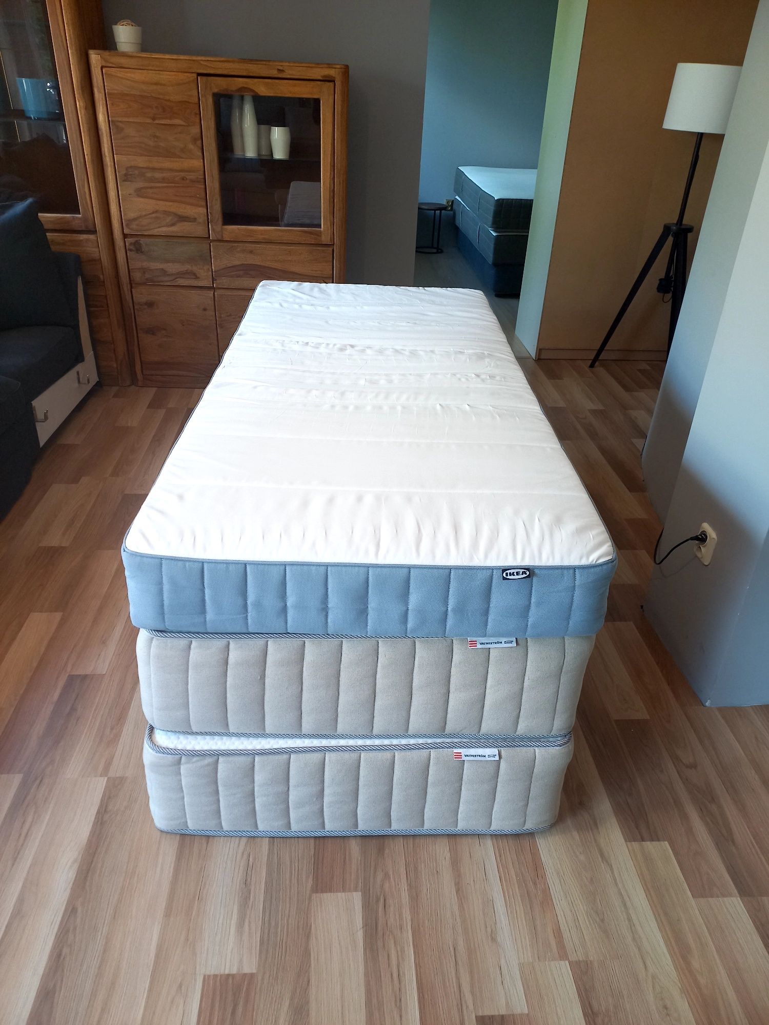 Nowy Materac sprężynowy VESTEROY z IKEA 1/2 ceny, 80 cm