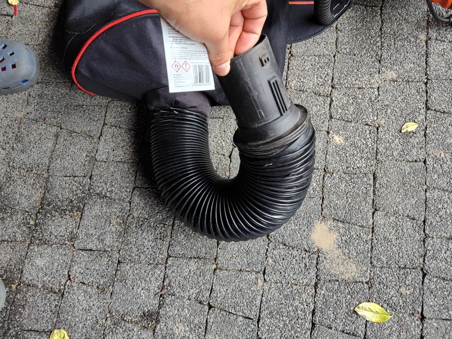 Odkurzacz ogrodowy Black Decker 3000W BEBLV3000 plecakowy komplet