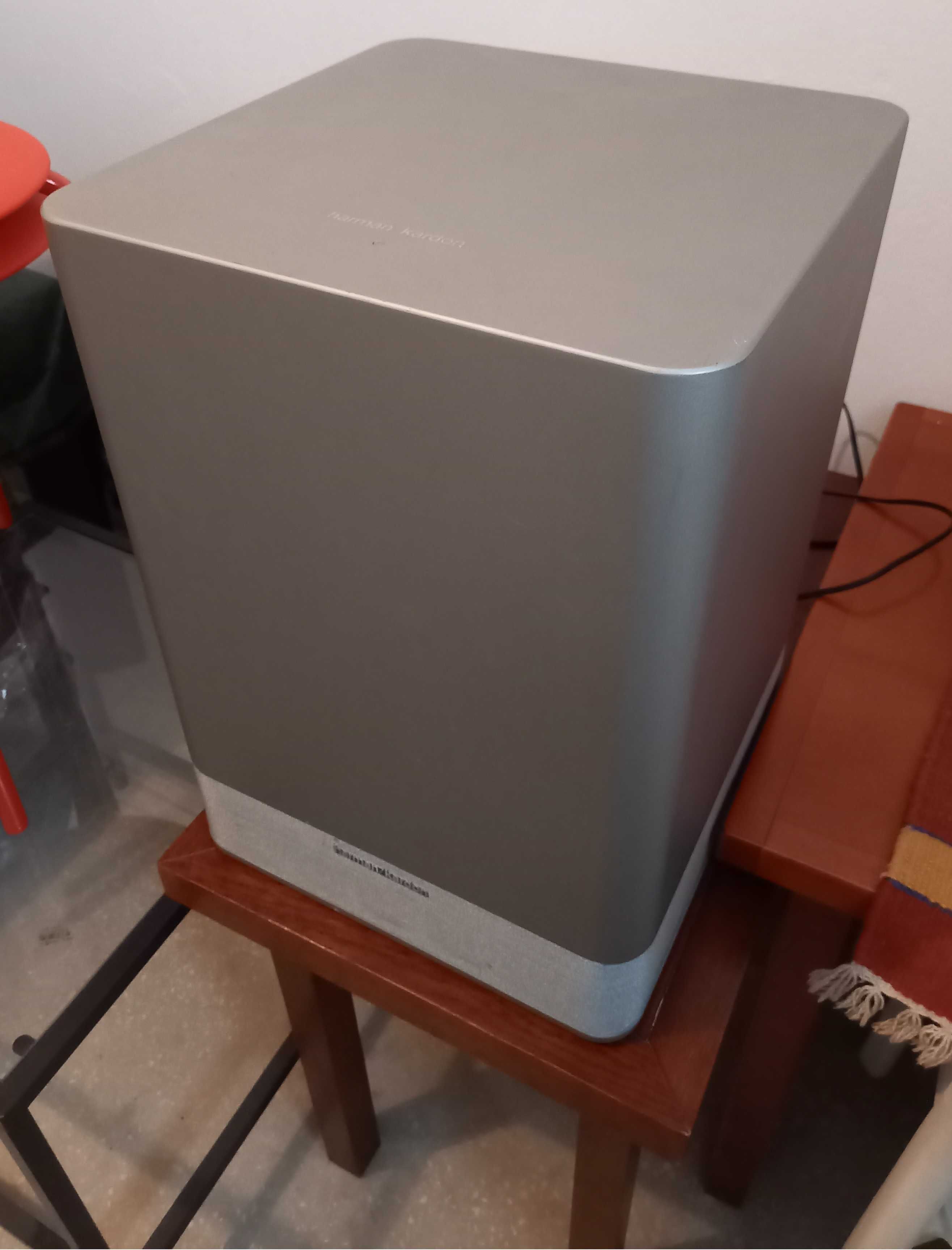 Amplituner HARMAN KARDON AVR 235 + zestaw głośników i subwoofer