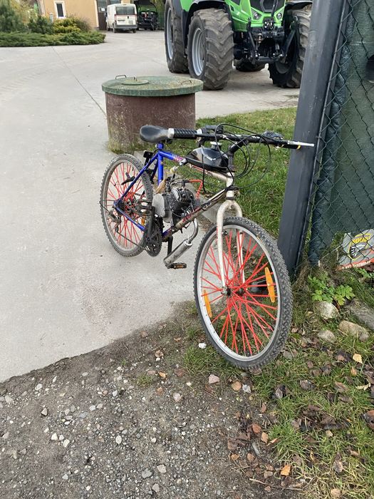 Rower z silnikiem spalinowym moretti 80cc