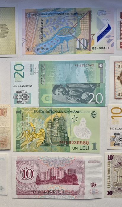 Набір банкнот Європи 1960 - 2000 років 12 бон без повторів UNC