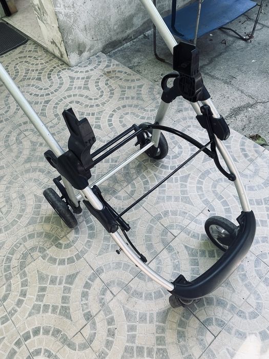 Estrutura de Carrinho para Bebê em alumínio