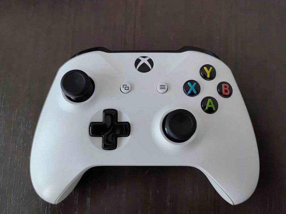 Microsoft Xbox One S 1TB | Ігри в подарунок | Повний комплек