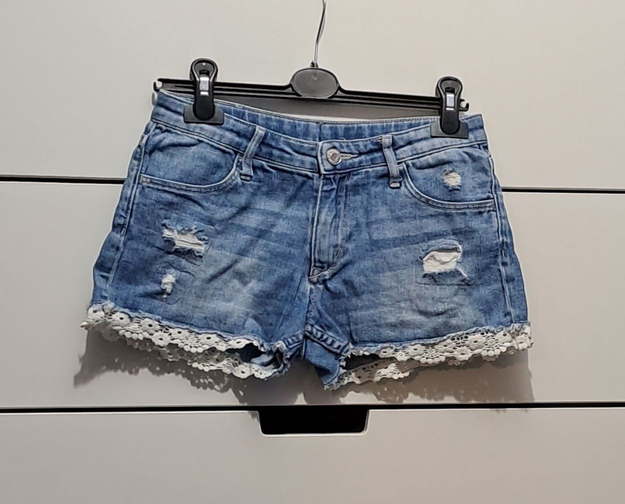 Dżinsowe szorty dziewczęce H&M r. 146