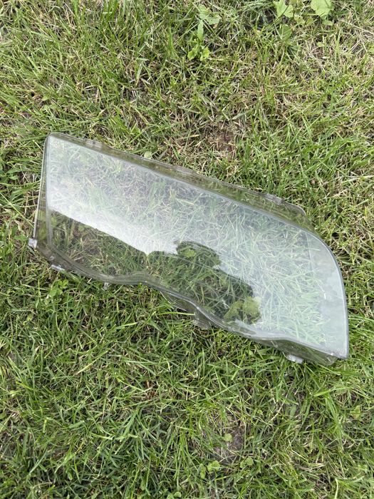 Скло на фару бмв е 46