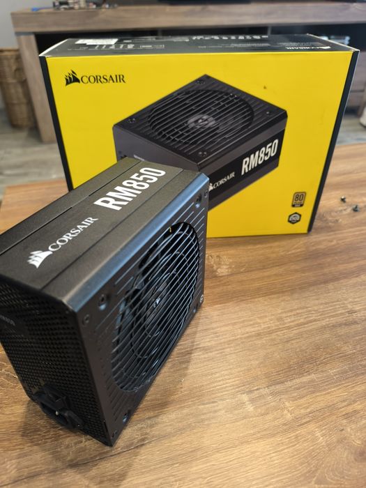 Zasilacz modularny Corsair RM850 GOLD