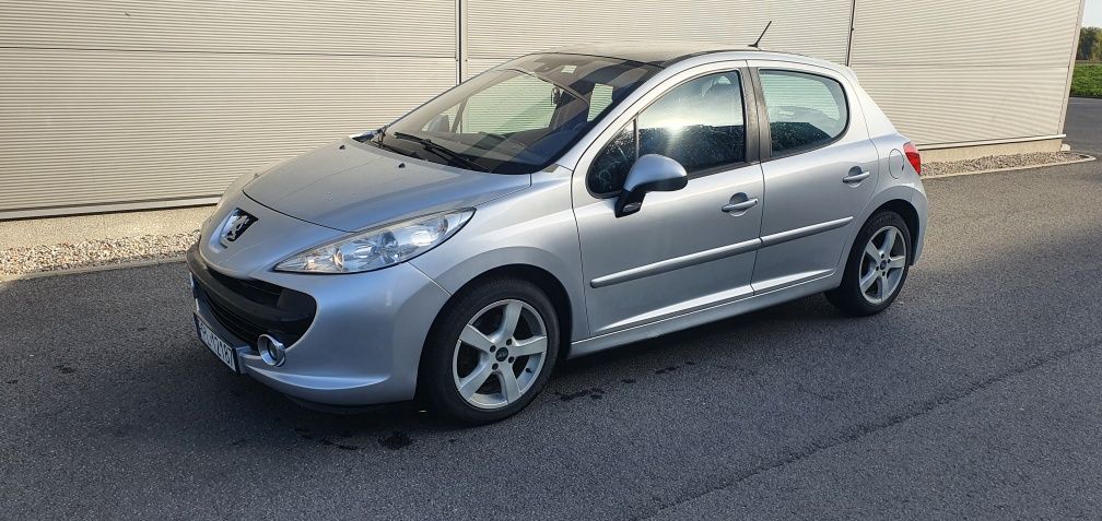 Peugeot 207 1.6 silnik 110 KM 5 drzwi panorama