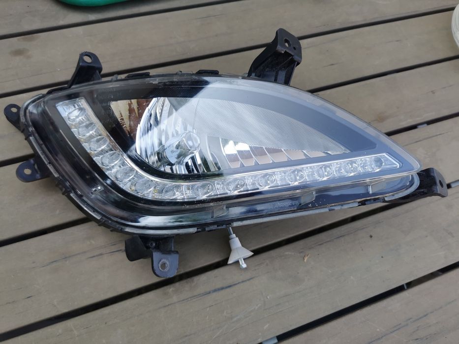 Hyundai i20 Halogen led drl prawy