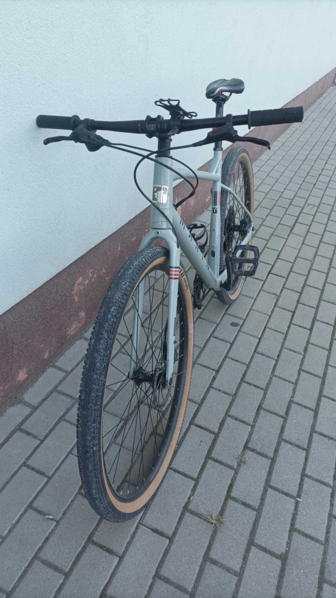 Rower gravel Marin DSX 1 flatbar L carbon 29