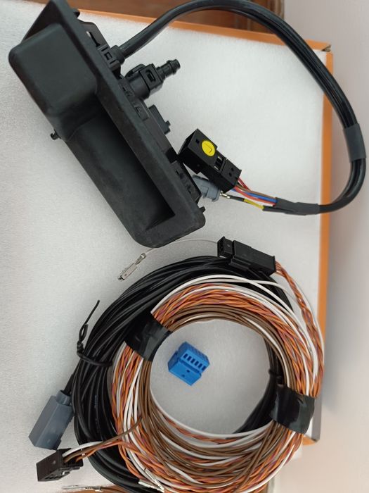 Câmara de Marcha-Atrás Original VAGMEB (Grupo VW/Audi/Seat/Skoda)