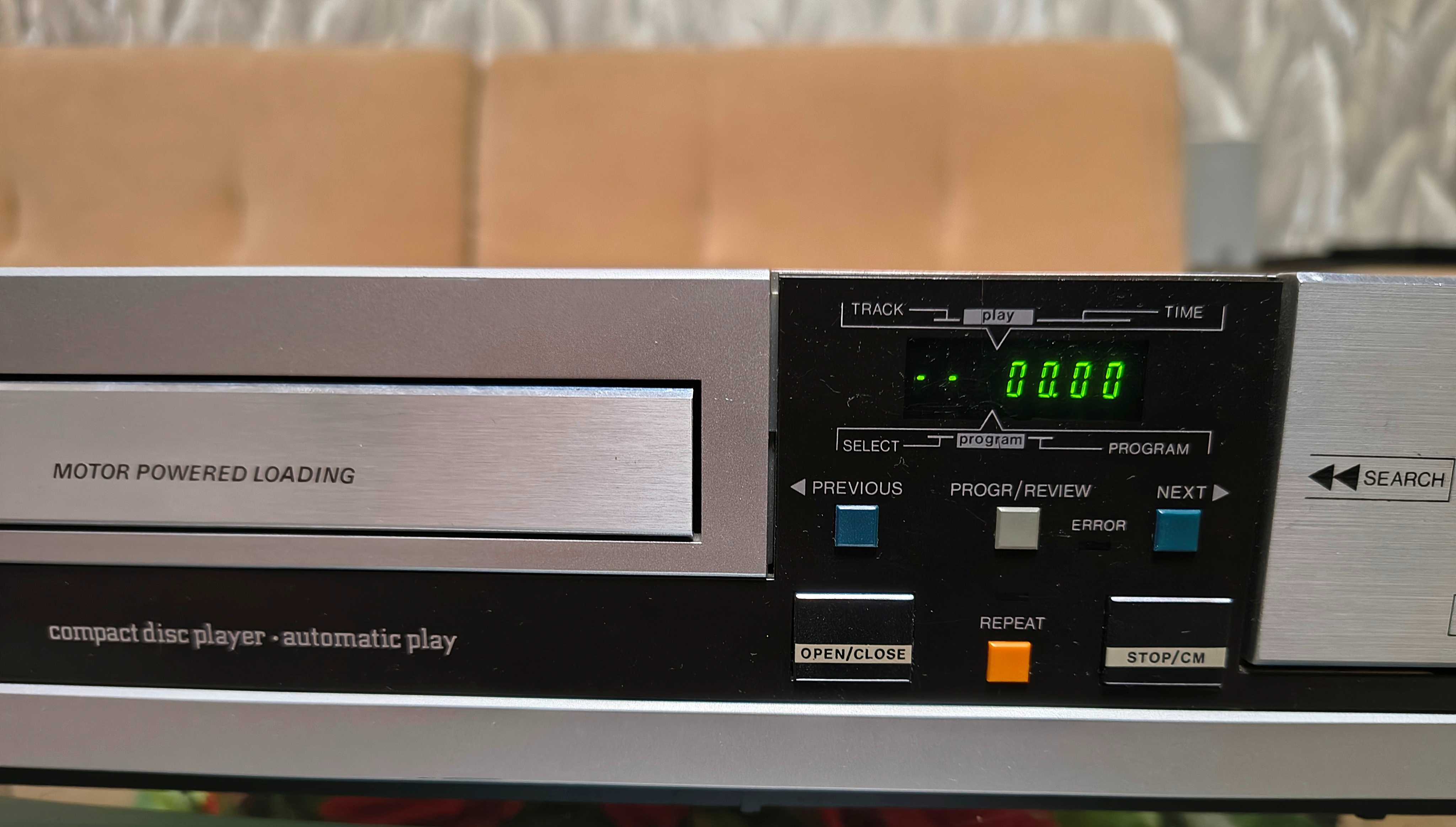 CD плеер Philips CD-104 made in Belgium/Дефект/