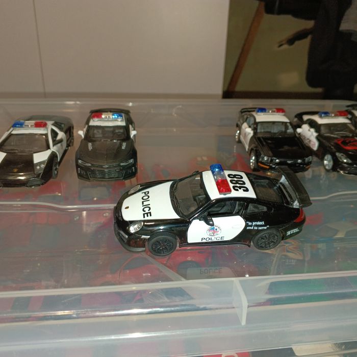 Моделі Kinsmatr Welly Кінсмарти Веллі Автосвіт, Porsche 911 gt3 police