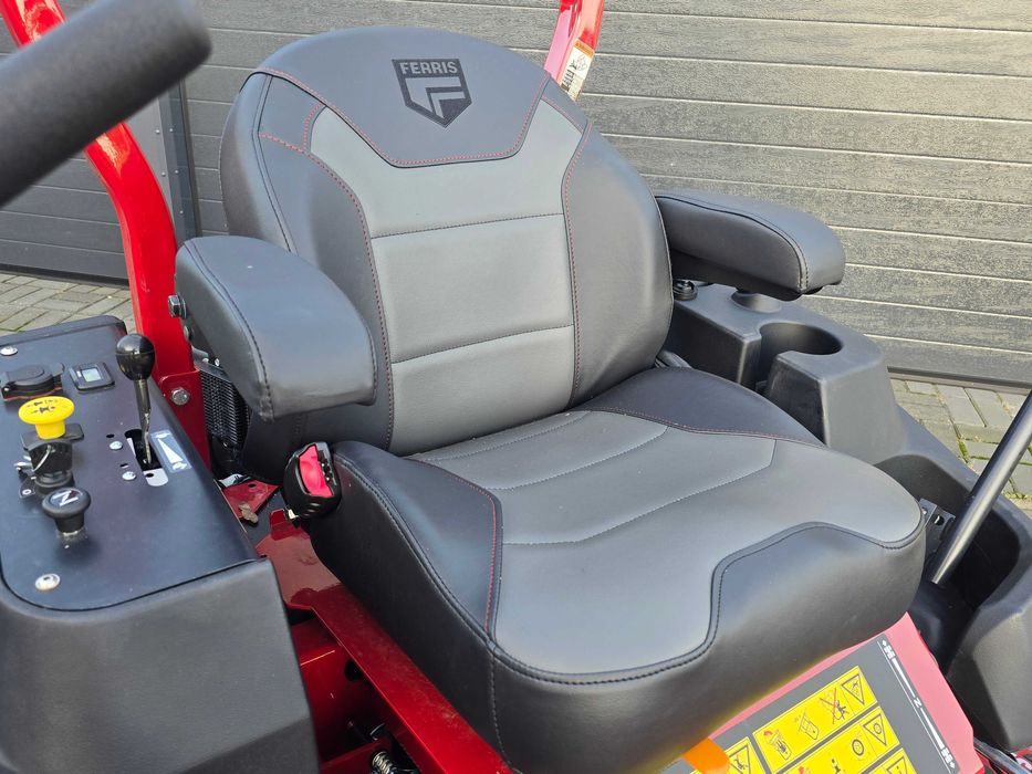 Kosiarka Zero Skręt Ferris ISX800 do dużych powierzchni  Marcinkowscy