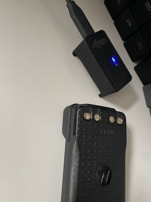 Зарядний пристрій-перехідник Type-C - USB  рацій Motorola