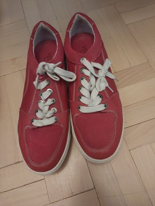 Buty męskie sportowe venezia, używane