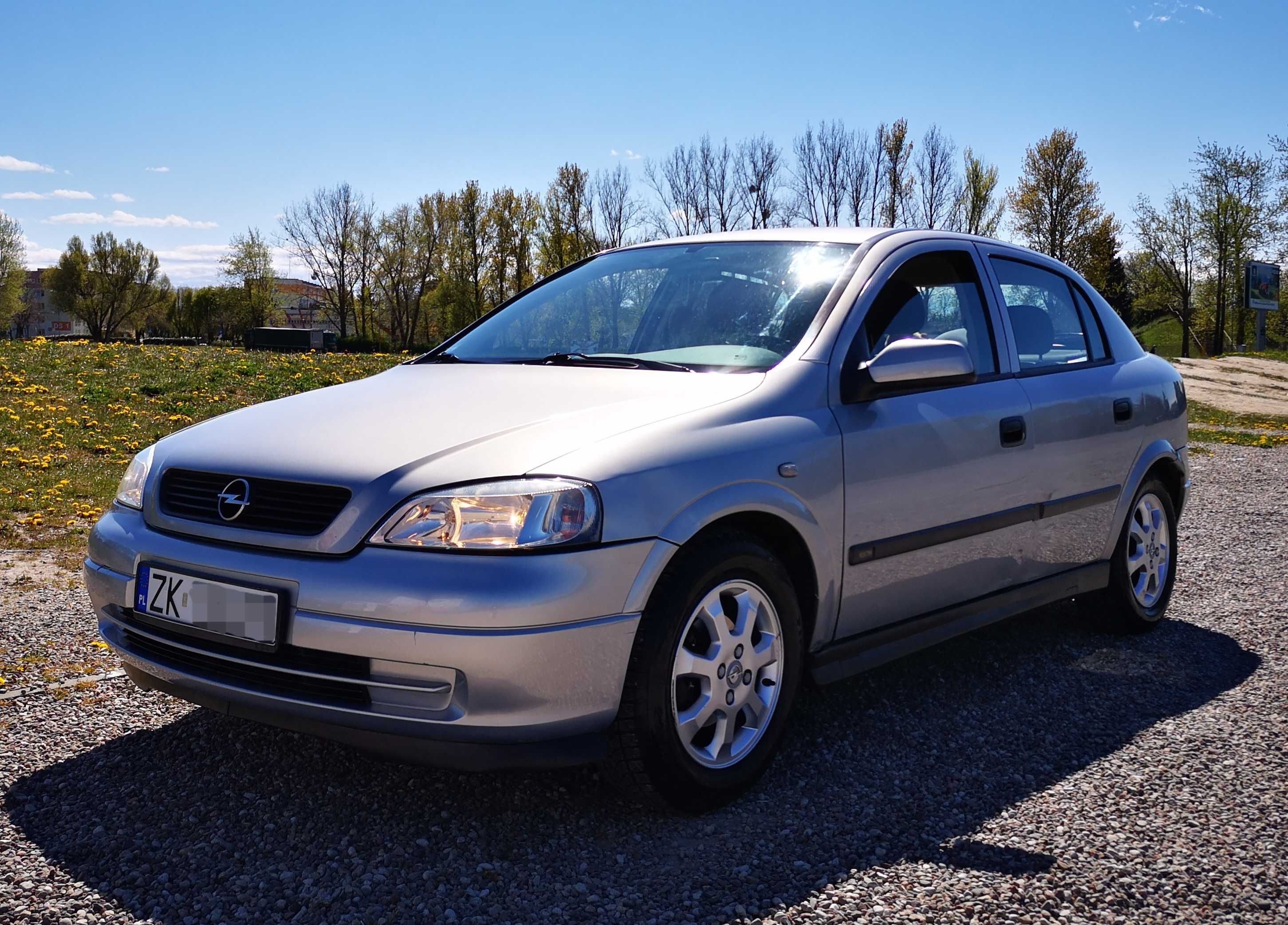 Opel Astra II 1.6 8V LPG / klimatronik / 2 kpl. opon / zadbany