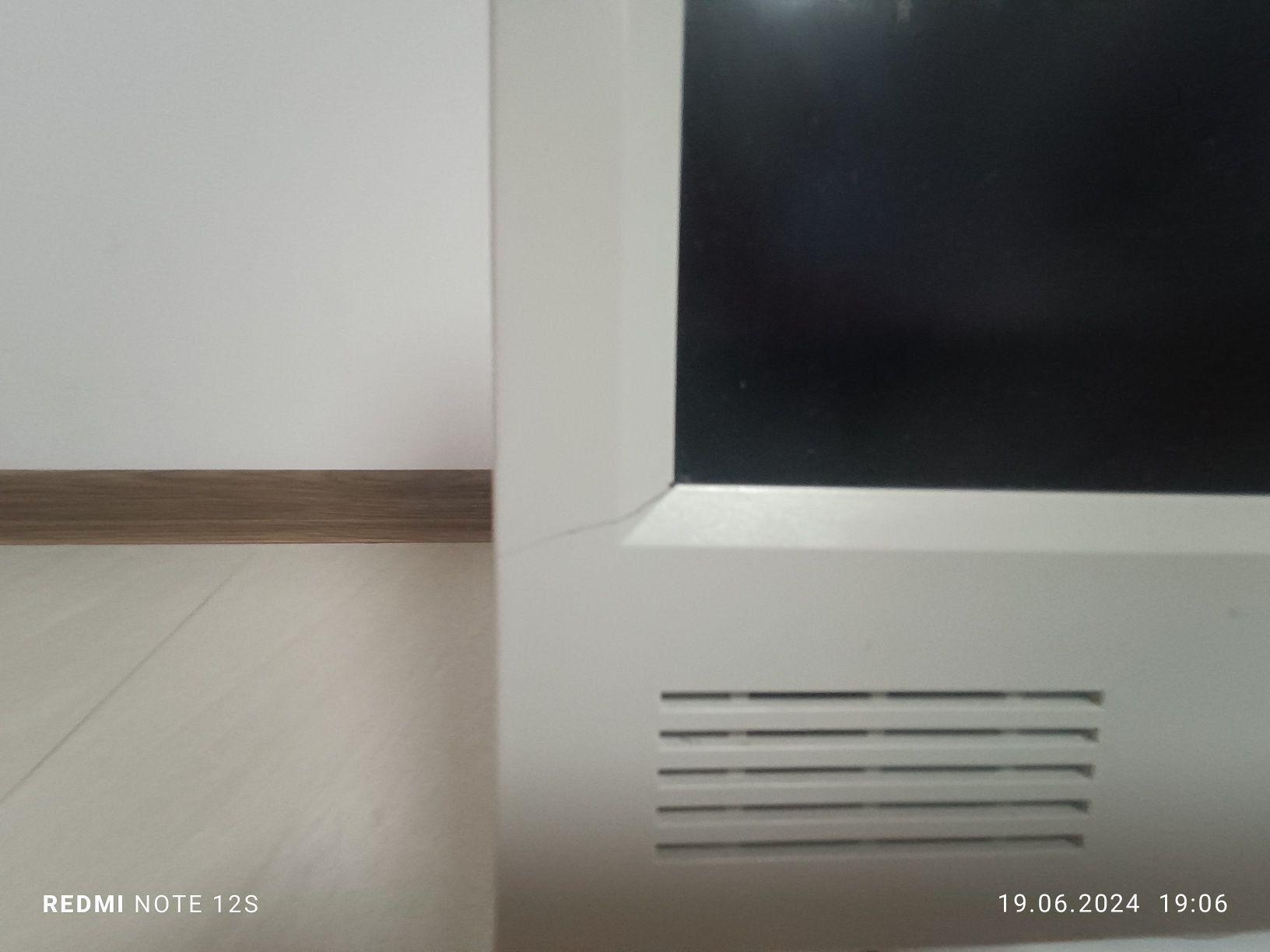 Monitor Fujitsu Siemens18"