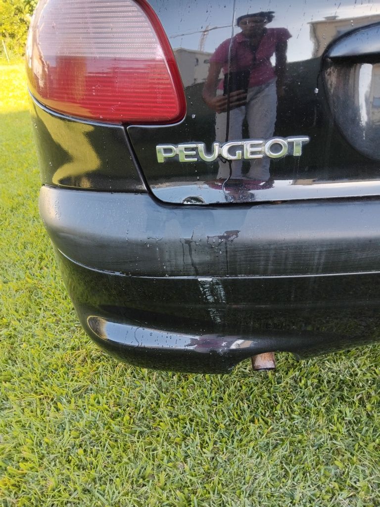 Peugeot 206 em bom estado