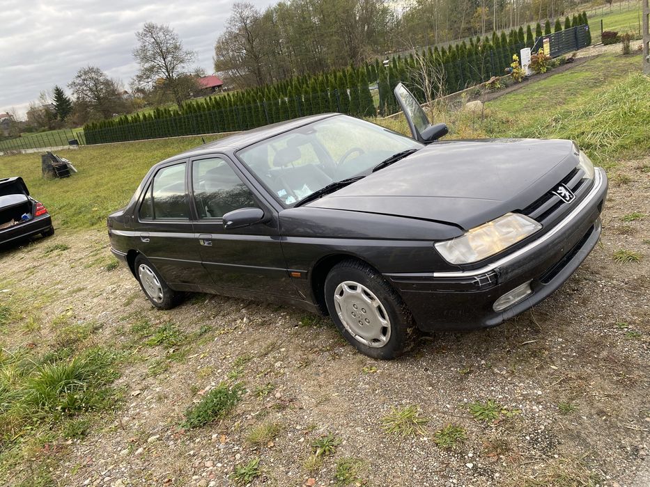 Peugot 605 bardzo ladny 2litry benzyns