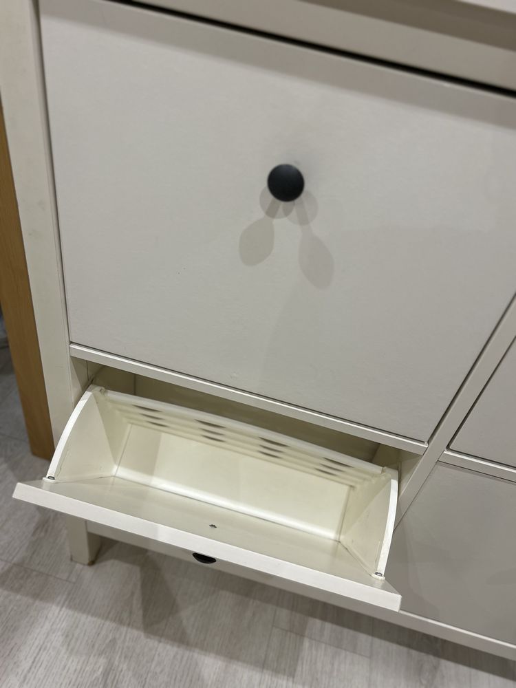 Sapateira hemnes ikea + Espelho Nissedal preto ikea
