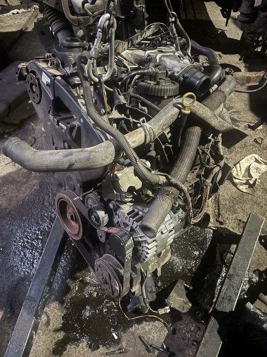 Двигатель мотор пежо ситроен 2.2 hdi PSA 4HX 10DZ12