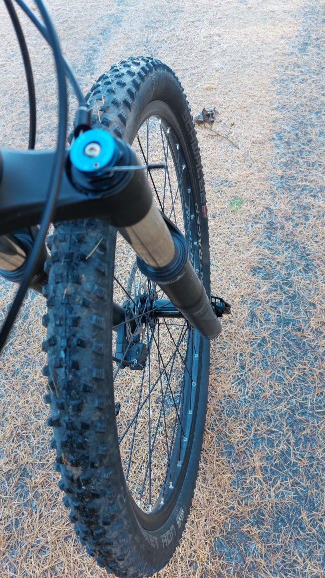 Trek w bardzo dobrym stanie polecam.