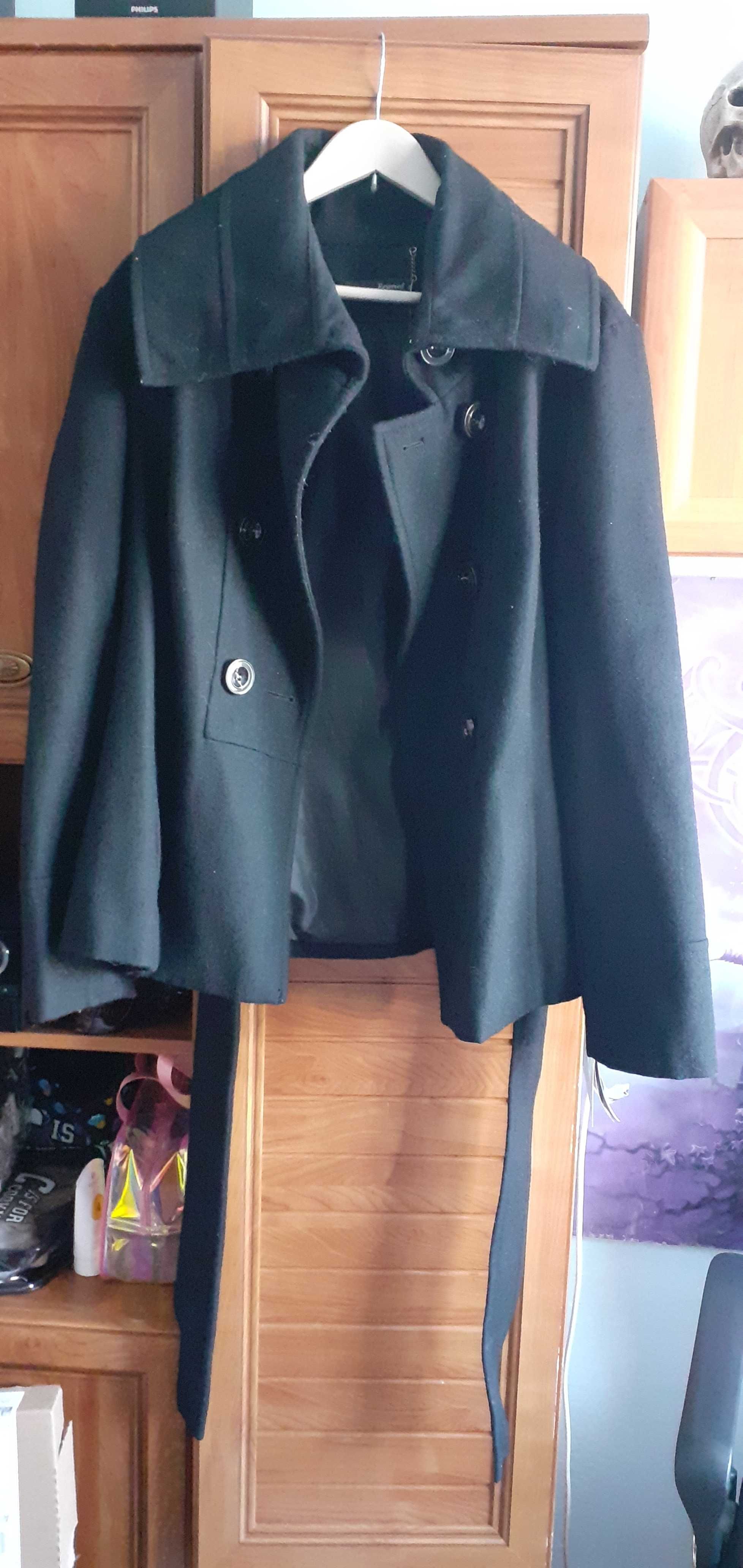 Płaszcz Reserved r.42/XL za 20 zł z wysyłką