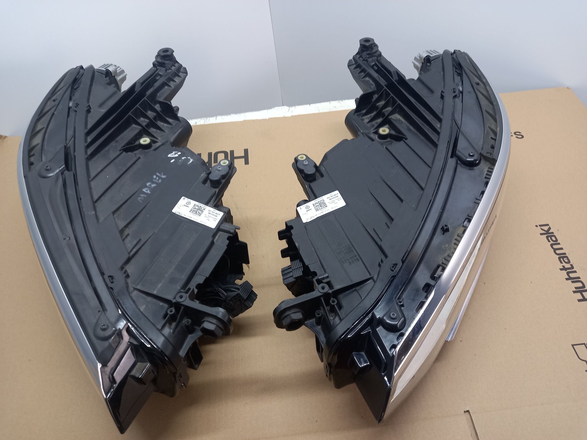 Lewa lampa przednia VW Passat B8 lift