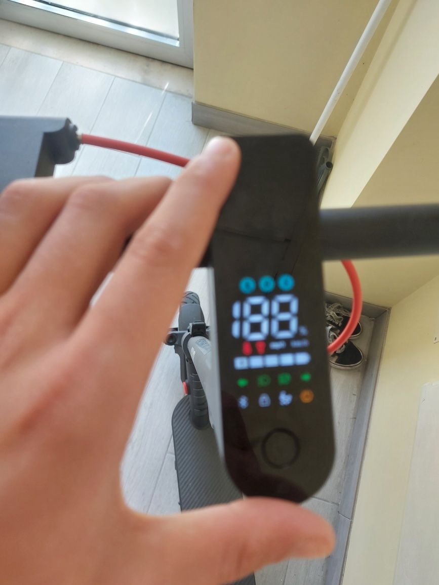 Trotineta xiaomi eletric scotter 5 como nova