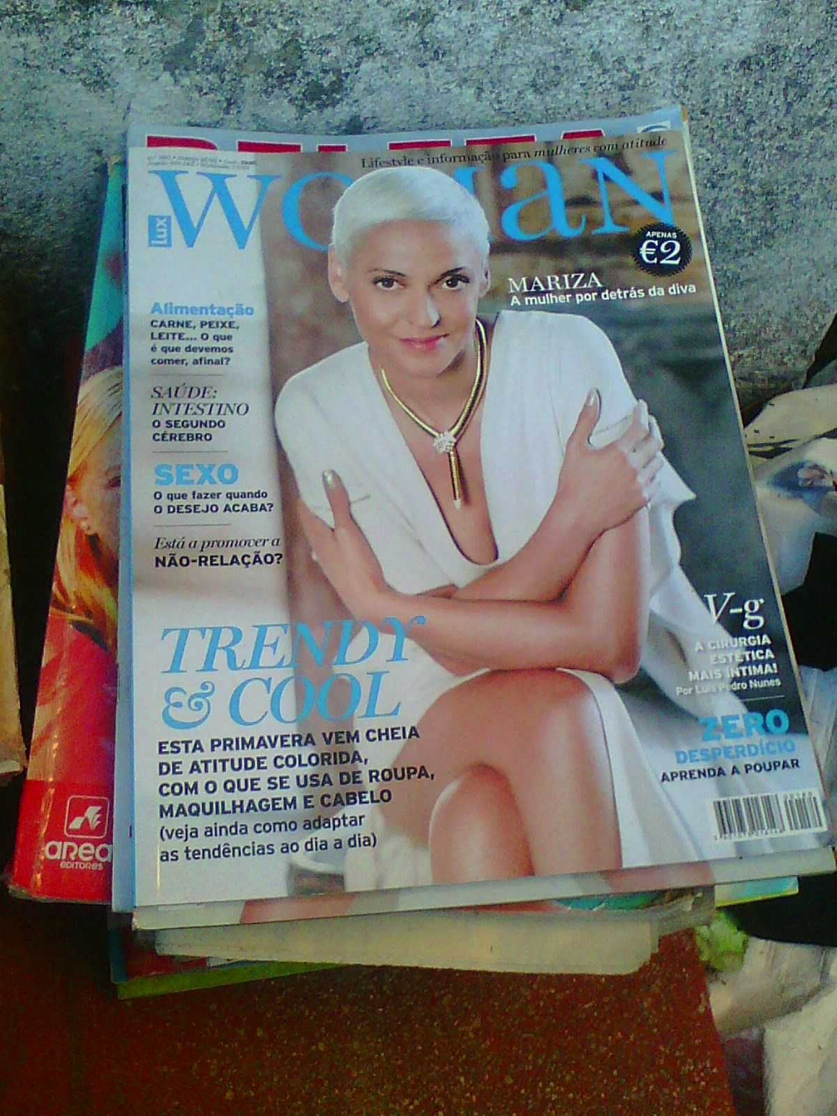 revista lux woman 180 fadista mariza