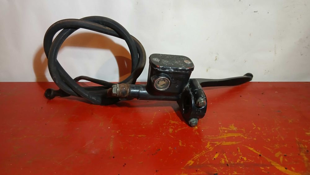 Bomba travão xf25 cima