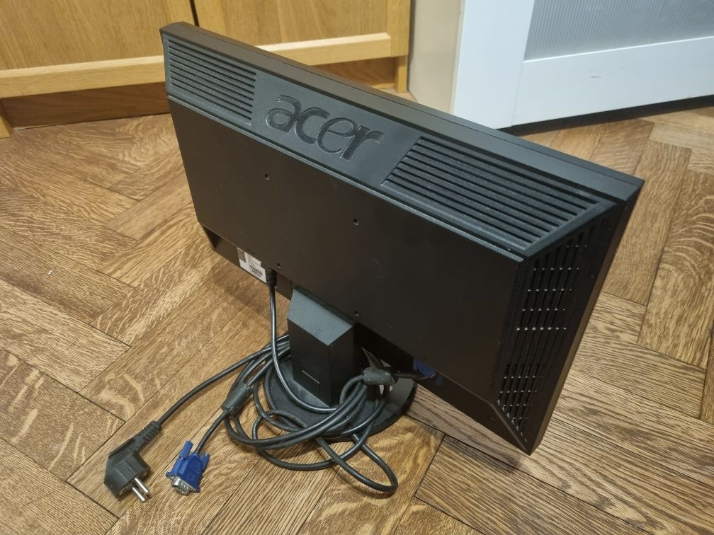 Monitor Acer V193HQ