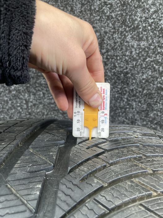 Продам Б/У шини Michelin 275/35R19 Pilot Alpin PA4