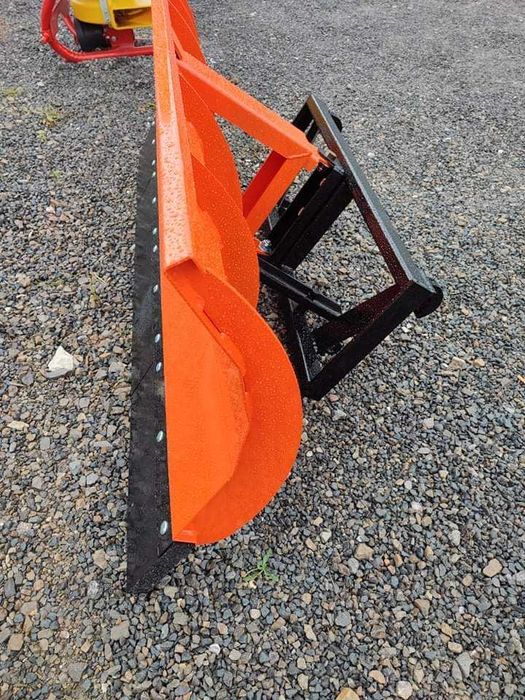 Pług do śniegu – 150 cm do 300 cm – do ciągnika i wózka