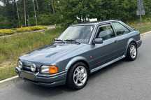 Ford Escort FORD ESCORT 1600 MK IV RS TURBO 132 PS żółte tablice