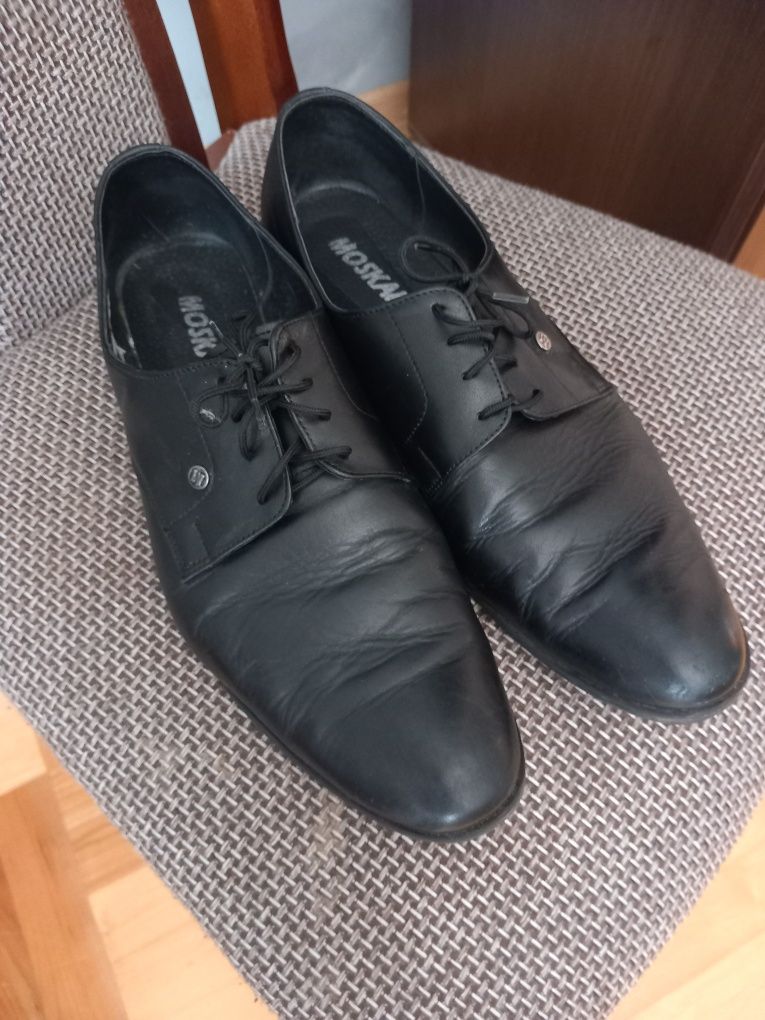 Czarne buty eleganckie męskie Moskała