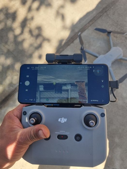 Квадрокоптер DJI Air 2 Fly More Combo