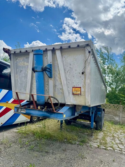 Kögel  Przyczepa wywrotka kiper