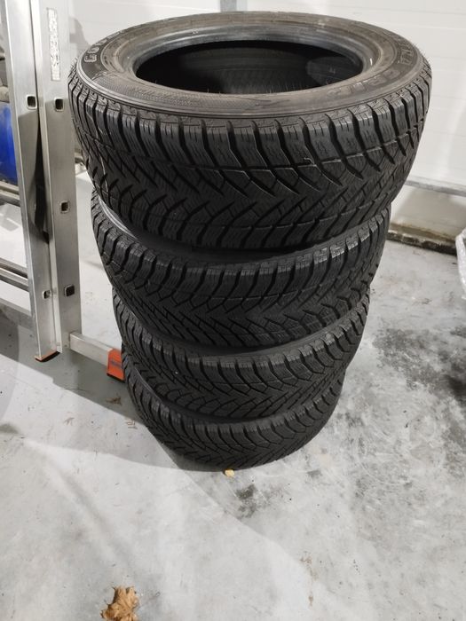235/55 R17  zimowe 103V