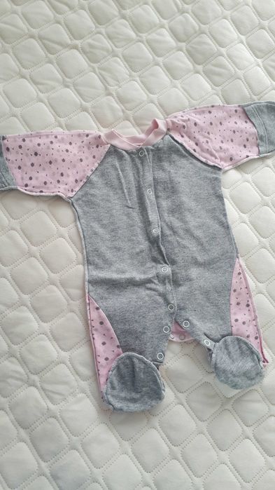 Пакет речей для дівчинки