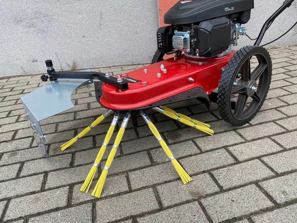 Odchwaszczarka Spalinowa Cedrus SC02 Szczotka Do Kostki Mchu Chwastów