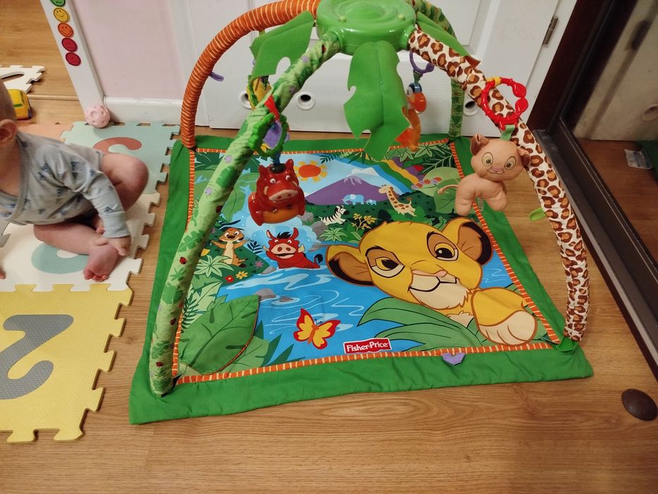Mata edukacyjna dla niemowląt Król Lew Fisher Price