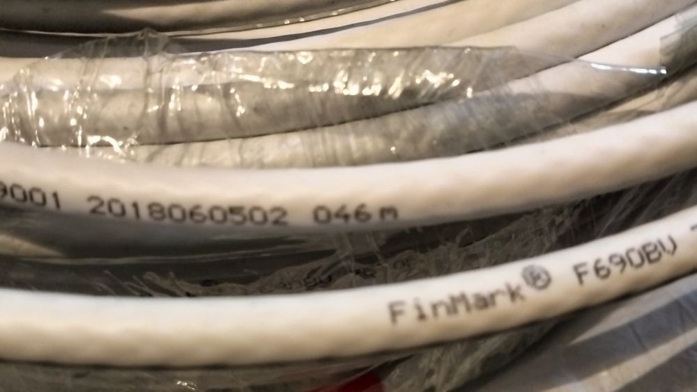 Кабель коаксіальний FinMark F690BV white 75 Ohm